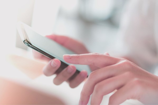 Email_Marketing_vs_SMS_Marketing